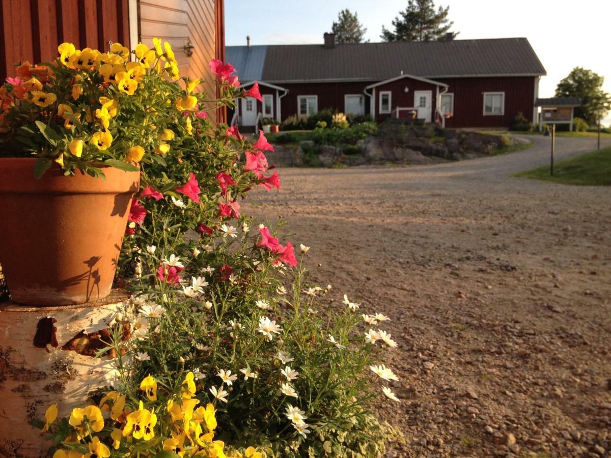 Farmholiday Kumpunen Hotel Petäjävesi Eksteriør billede